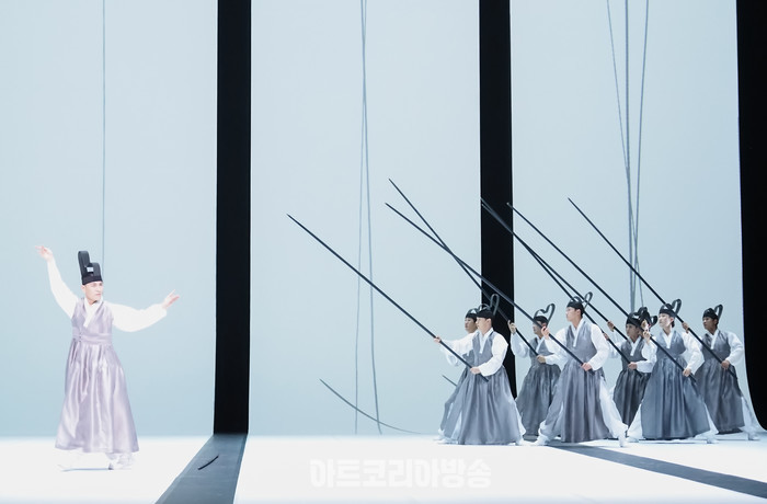 국립무용단 '묵향' 전막 프레스콜. 2023.12.13 사진 ⓒ아트코리아방송 이용선 기자​