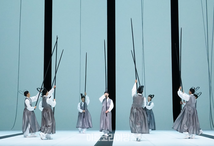 국립무용단 '묵향' 전막 프레스콜. 2023.12.13 사진 ⓒ아트코리아방송 이용선 기자​
