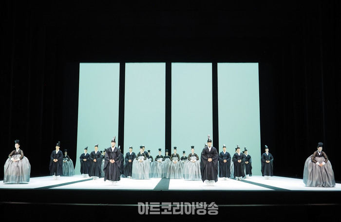 국립무용단 '묵향' 전막 프레스콜. 2023.12.13 사진 ⓒ아트코리아방송 이용선 기자​