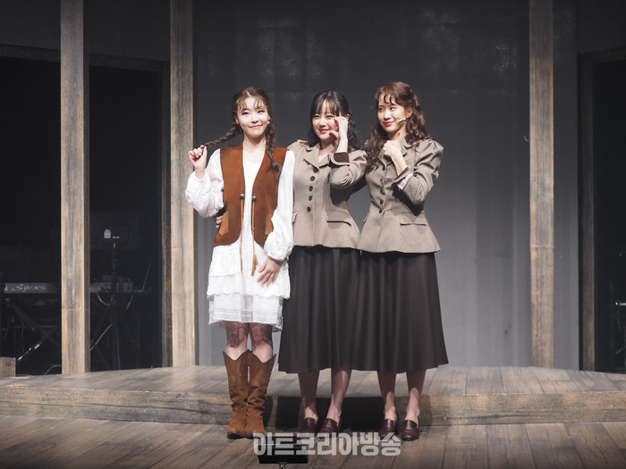 화가시리즈 뮤지컬 '모딜리아니'와 '에곤 실레' 프레스콜(잔 & 발리 역 선유하-금조-박새힘) 2023.12.14 사진 ⓒ아트코리아방송 이용선 기자​