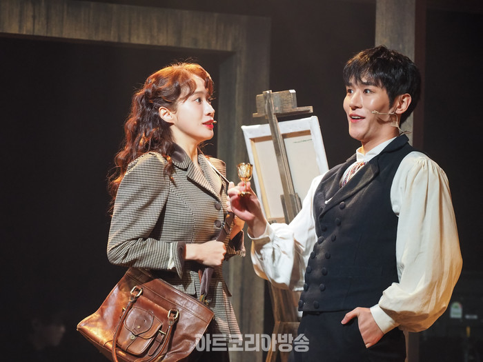 ​화가시리즈 뮤지컬 '모딜리아니'와 '에곤 실레' 프레스콜(잔 역 금조, 화상 역 신혁수). 2023.12.14 사진 ⓒ아트코리아방송 이용선 기자​​