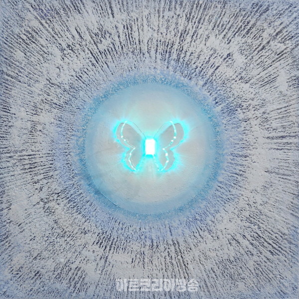 Interstellar 02458_ mixed media on canvas_60x60cm_2024