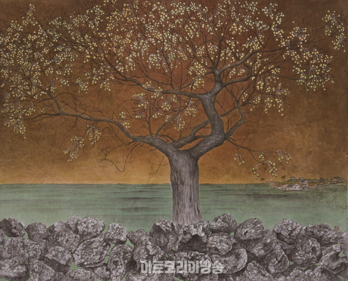 최미선, 똣똣이 멀구슬나무, 장지에 채색, 135x168cm, 2023