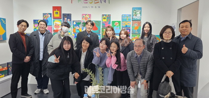 마음의 연금술사 '러빙핸즈와 함께하는 원은희 ART 토크 콘서트'