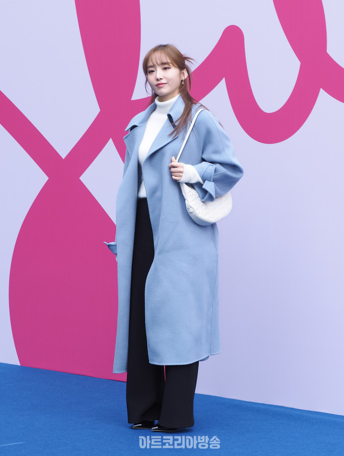 2024 F/W 서울패션위크 이준복 디자이너의 브랜드 '리이'(RE RHEE) 포토월 (윤태진 아나운서) 2024.02.03 사진 ⓒ아트코리아방송 이용선 기자