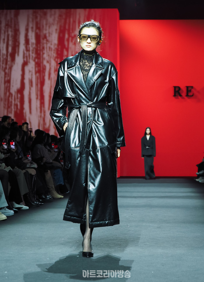 2024 F/W 서울패션위크 이준복 디자이너의 브랜드 '리이'(RE RHEE) 컬렉션. 2024.02.03 사진 ⓒ아트코리아방송 이용선 기자