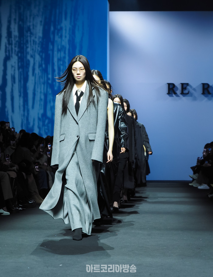 2024 F/W 서울패션위크 이준복 디자이너의 브랜드 '리이'(RE RHEE) 컬렉션. 2024.02.03 사진 ⓒ아트코리아방송 이용선 기자