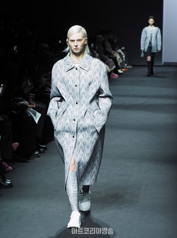 2024 F/W 서울패션위크 임선옥 디자이너의 브랜드 '파츠파츠'(partsparts) 컬렉션.  2024.02.03 사진 ⓒ아트코리아방송 이용선 기자