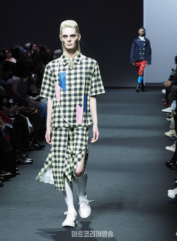 2024 F/W 서울패션위크 임선옥 디자이너의 브랜드 '파츠파츠'(partsparts) 컬렉션.  2024.02.03 사진 ⓒ아트코리아방송 이용선 기자