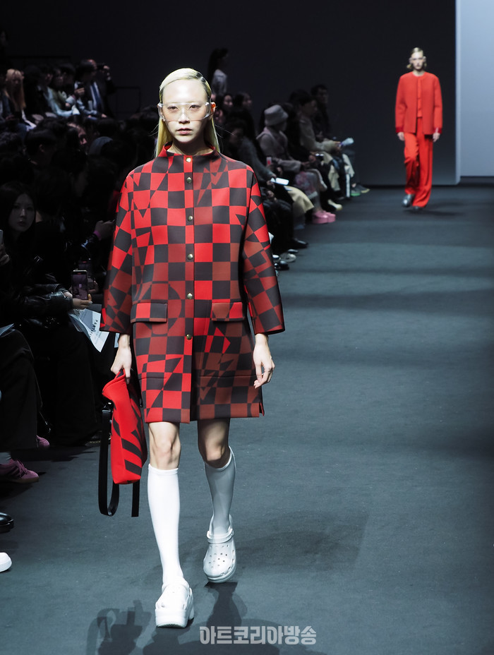 2024 F/W 서울패션위크 임선옥 디자이너의 브랜드 '파츠파츠'(partsparts) 컬렉션.  2024.02.03 사진 ⓒ아트코리아방송 이용선 기자