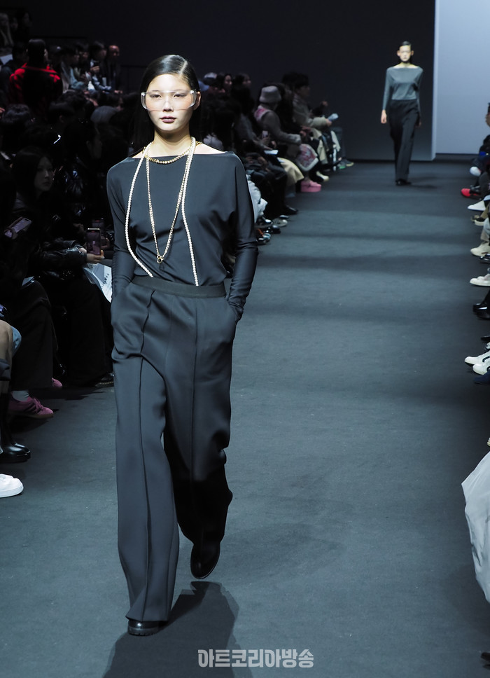 2024 F/W 서울패션위크 임선옥 디자이너의 브랜드 '파츠파츠'(partsparts) 컬렉션.  2024.02.03 사진 ⓒ아트코리아방송 이용선 기자