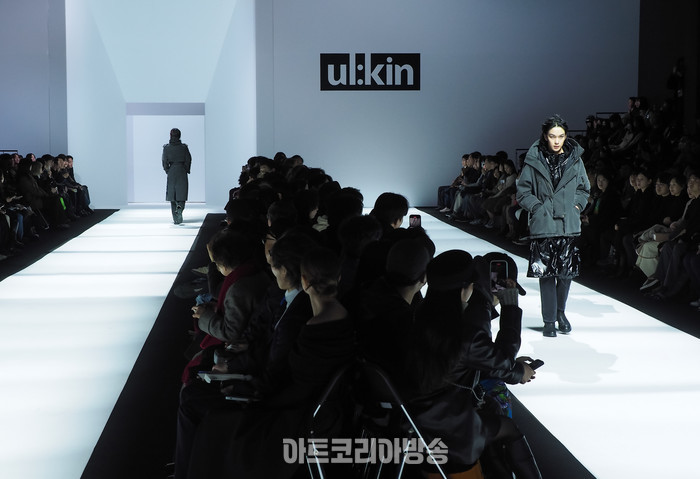 2024 F/W 서울패션위크 이성동 디자이너의 브랜드 '얼킨'(ULKIN) 컬렉션. 2024.02.03 사진 ⓒ아트코리아방송 이용선 기자