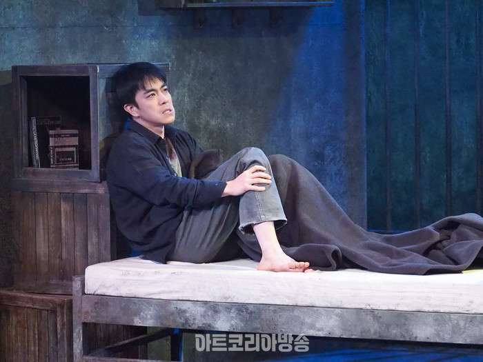 연극 '거미여인의 키스' 프레스콜(발렌틴 역 박정복) 2024.02.02 사진 ⓒ아트코리아방송 이용선 기자