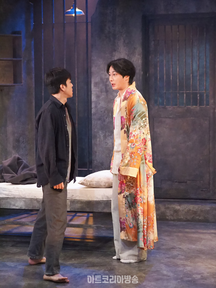 연극 '거미여인의 키스' 프레스콜(몰리나 역 정일우, 발렌틴 역 박정복) 2024.02.02 사진 ⓒ아트코리아방송 이용선 기자