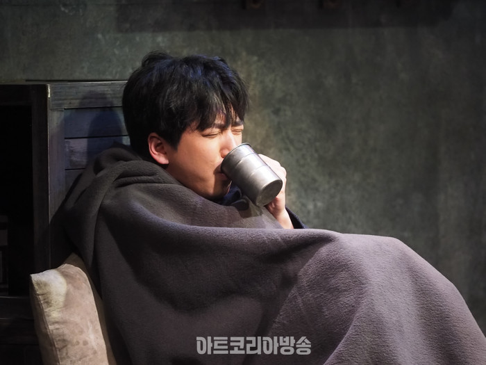 연극 '거미여인의 키스' 프레스콜(발렌틴 역 차선우) 2024.02.02 사진 ⓒ아트코리아방송 이용선 기자