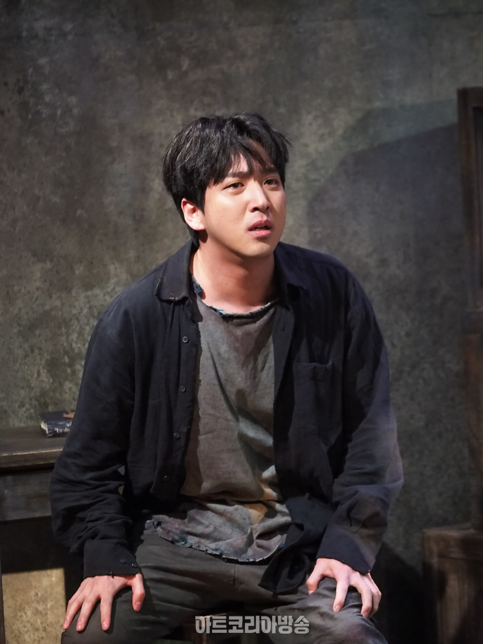 연극 '거미여인의 키스' 프레스콜(발렌틴 역 차선우) 2024.02.02 사진 ⓒ아트코리아방송 이용선 기자