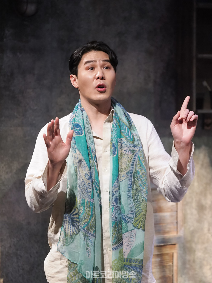 연극 '거미여인의 키스' 프레스콜(몰리나 역 이율) 2024.02.02 사진 ⓒ아트코리아방송 이용선 기자