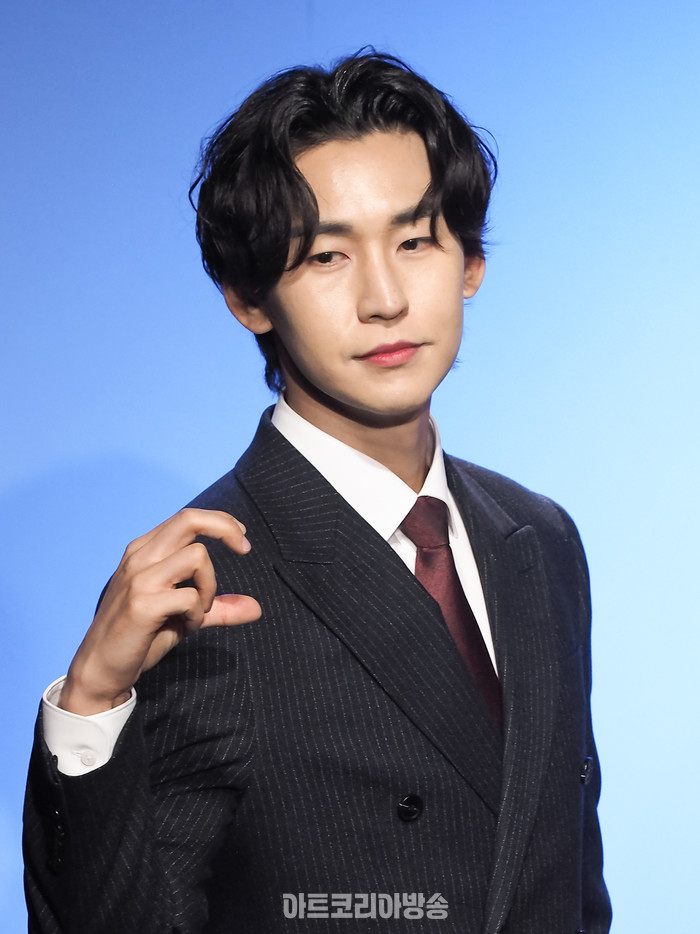 연극 '남사친 여사친' 프레스콜(성진 역 정승환) 2024.02.06 사진 ⓒ아트코리아방송 이용선 기자