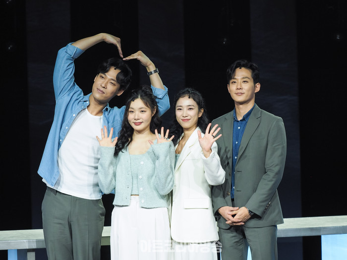 뮤지컬 '라스트 파이브 이어스' 프레스콜(사진 왼쪽부터 최재림, 민경아, 박지연, 이충주) 2024.02.14 ⓒ아트코리아방송 이용선 기자