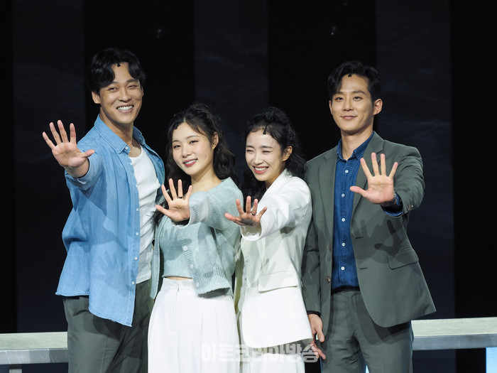 뮤지컬 '라스트 파이브 이어스' 프레스콜(사진 왼쪽부터 최재림, 민경아, 박지연, 이충주) 2024.02.14 ⓒ아트코리아방송 이용선 기자