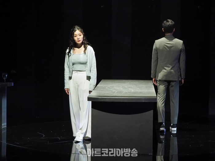 뮤지컬 '라스트 파이브 이어스' 프레스콜(제이미 역 이충주, 캐시 역 민경아) 2024.02.14 ⓒ아트코리아방송 이용선 기자