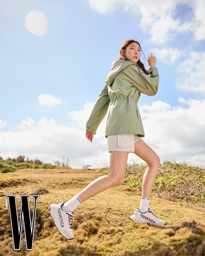 듀베티카(DUVETICA)와 함께한 W KOREA 3월호 화보(한혜진) 제공 W KOREA