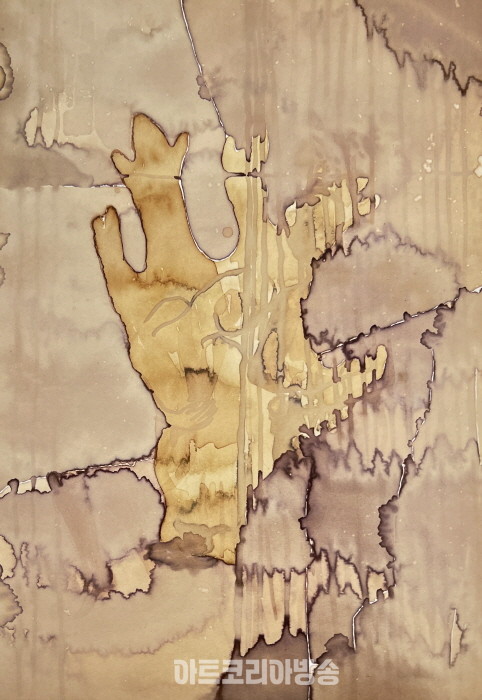 6인의 단체전 '첫사랑은 흐려지기에 아름답다'