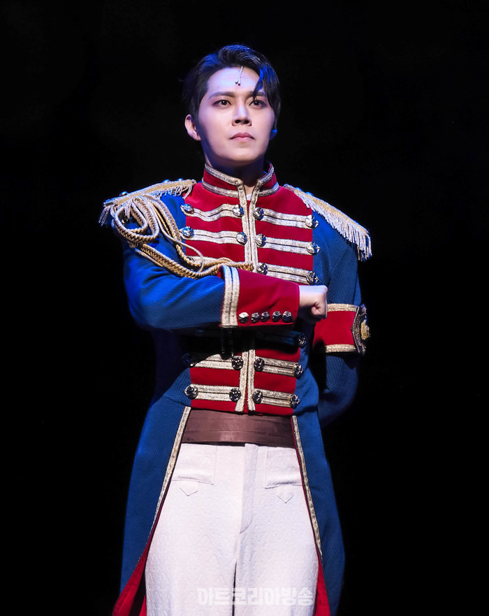 뮤지컬 '마리 앙투아네트' 커튼콜(악셀 폰 페르젠 백작 역 이해준 ) 2024.03.15 사진 ⓒ아트코리아방송 이용선 기자