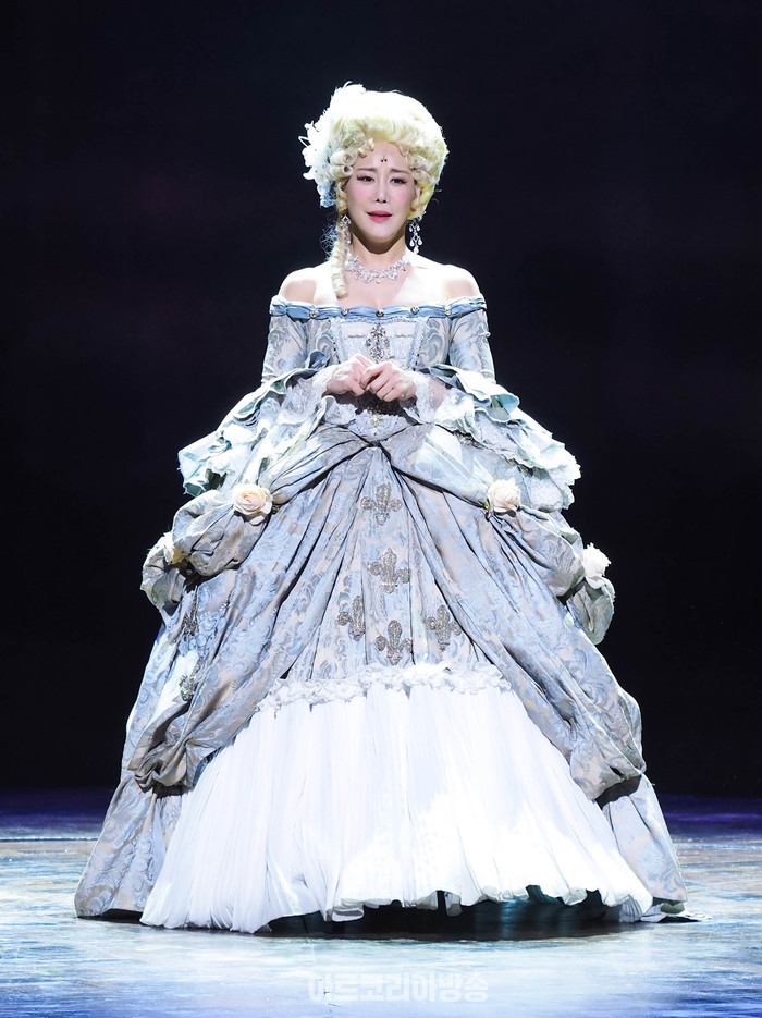 뮤지컬 '마리 앙투아네트' 커튼콜(마리 앙투아네트 역 김소향) 2024.03.15 사진 ⓒ아트코리아방송 이용선 기자