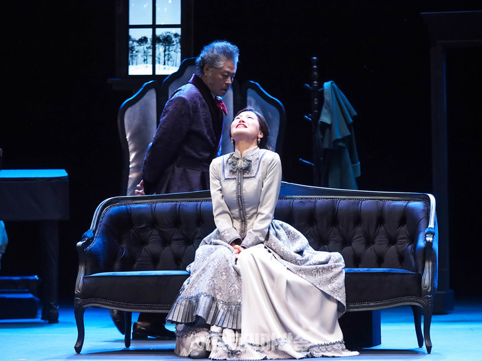 서울시극단 연극 '욘, John' 프레스콜(귀닐 보르크만역 이주영) 2024.03.29 사진 ⓒ아트코리아방송 이용선 기자