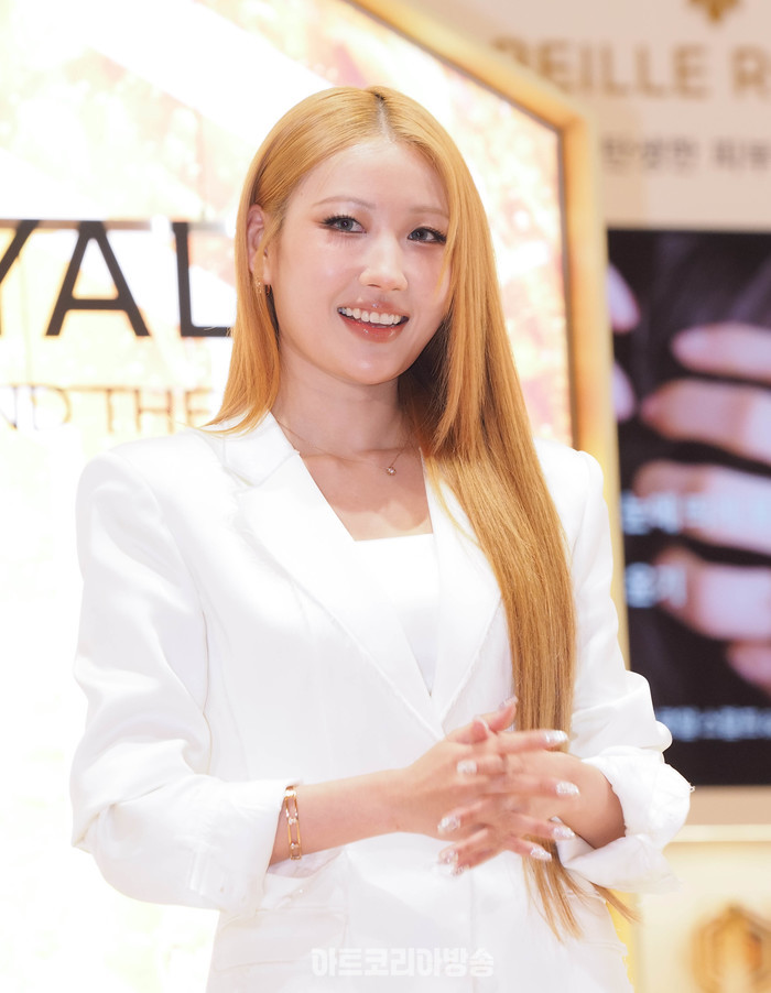 메종 겔랑 아베이 로얄 컬렉션 신제품 출시 팝업 스토어(메이크업 아티스트이사배) 2024.04.06 사진  ⓒ아트코리아방송 이용선 기자