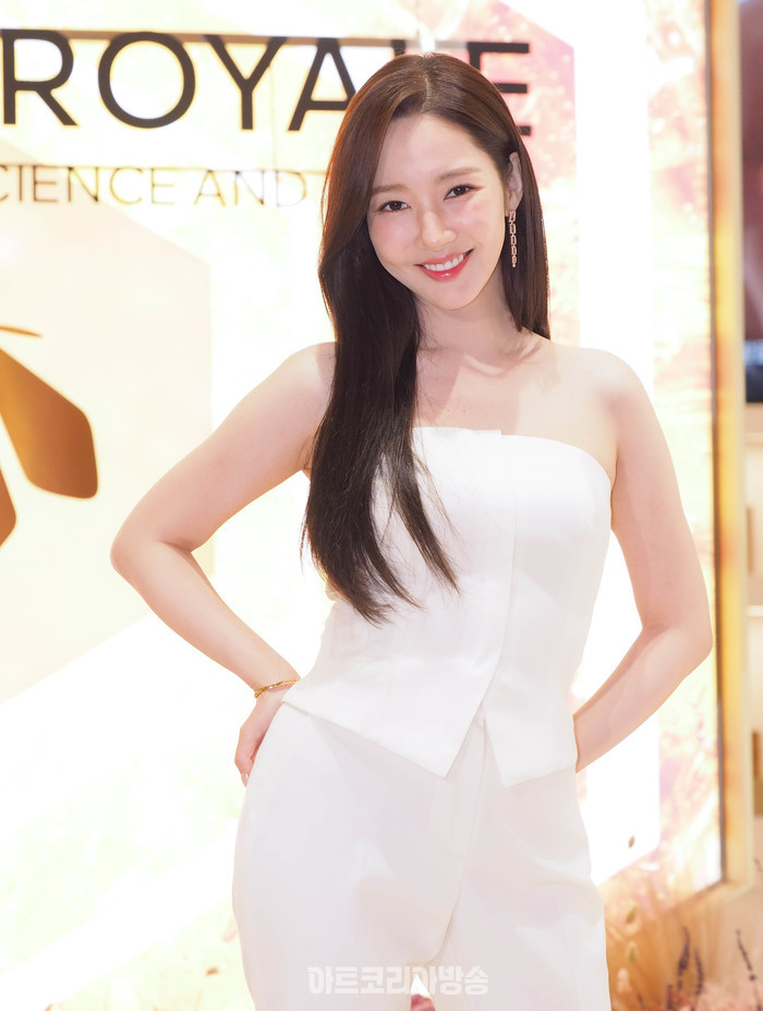 ​메종 겔랑 아베이 로얄 컬렉션 신제품 출시 팝업 스토어(박민영) 2024.04.06 사진 ⓒ아트코리아방송 이용선 기자​