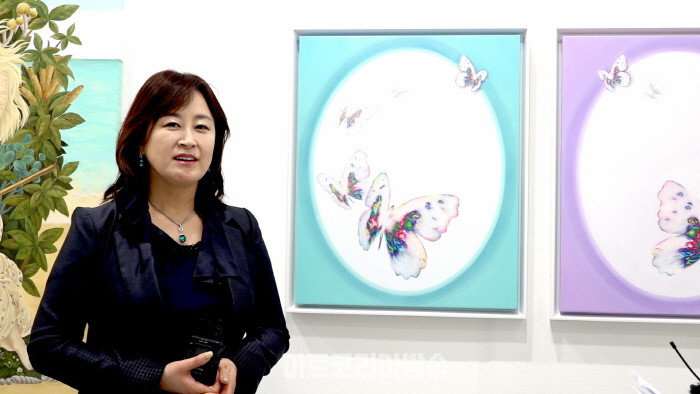 나비 킴 작가 언터뷰-2024 화랑미술제-김현정 작가