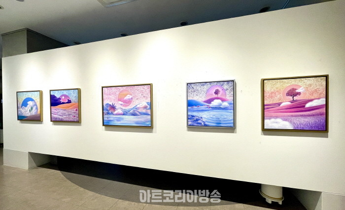 김리원 작가 39회 개인전 '흘러가니 아름다워'