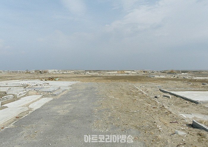 오노 다다시, ‹2012 후쿠시마현 소마 제방-2011.3.11. 이후 247일부터 341일까지 시리즈›(2012)