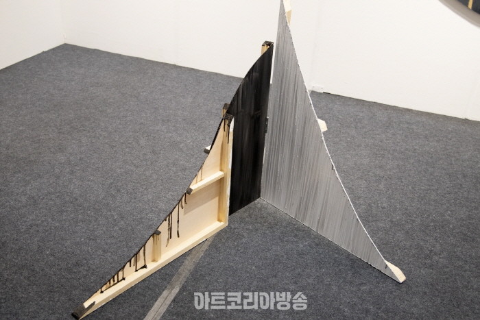 2024 화랑미술제 특별전 'ZOOM-IN EDITION 5'-김한나 작가