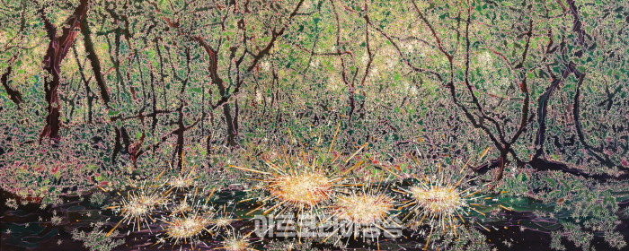 올미아트스페이스 홍일화 부스전 '2024 화랑미술제-홍일화-빛의 씨앗