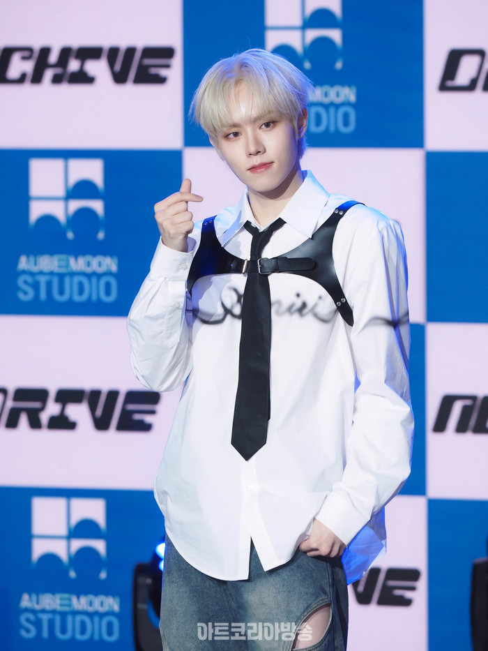 엔카이브(NCHIVE) 데뷔 앨범 '드라이브'(DRIVE) 발매 기념 쇼케이스(하엘). 2024.04.09 사진 ⓒ아트코리아방송 이용선 기자​