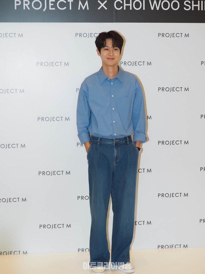 '프로젝트엠' 팬사인회 및 포토월 행사(최우식) 2024.04.13 사진 ⓒ아트코리아방송 이용선 기자​