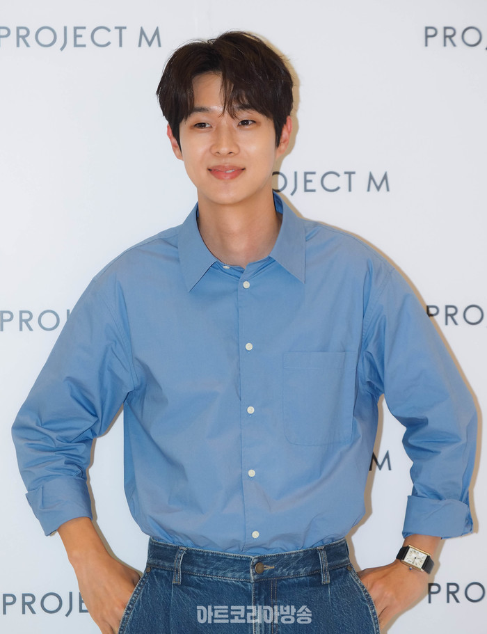 '프로젝트엠' 팬사인회 및 포토월 행사(최우식) 2024.04.13 사진 ⓒ아트코리아방송 이용선 기자​