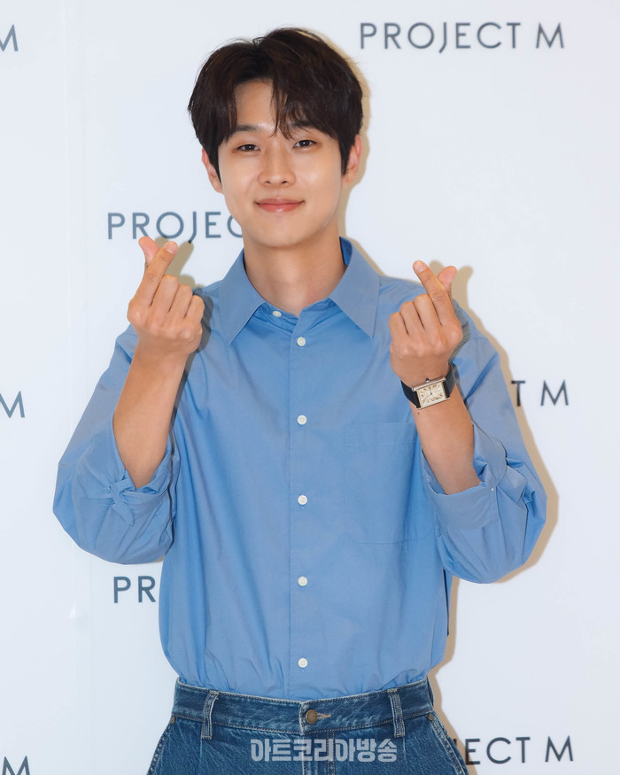 '프로젝트엠' 팬사인회 및 포토월 행사(최우식) 2024.04.13 사진 ⓒ아트코리아방송 이용선 기자​