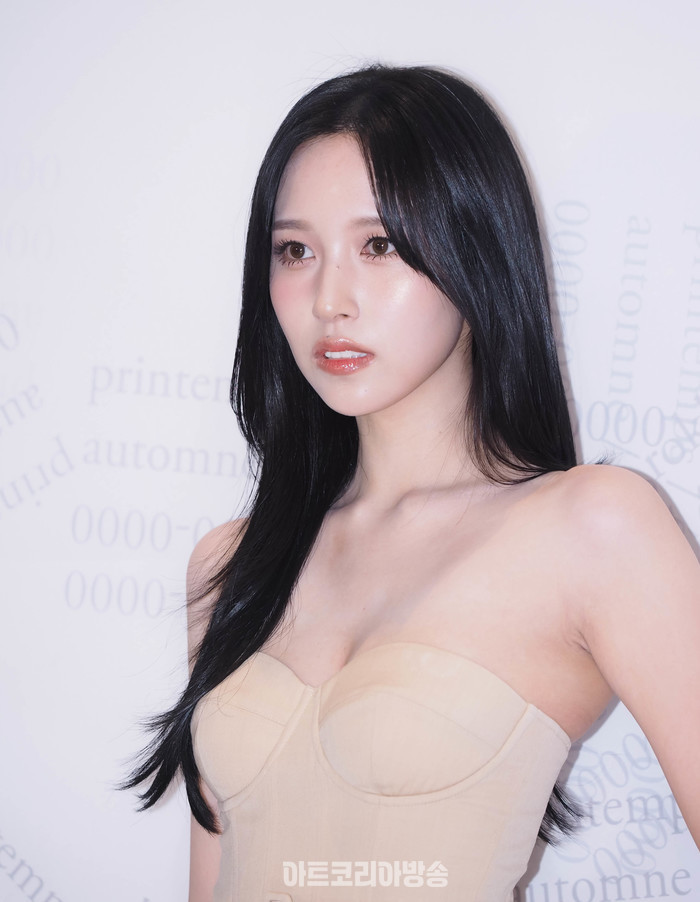 Rokh H&M 컬렉션 포토월 행사(트와이스 미나) 2024.04.12 사진 ⓒ아트코리아방송 이용선 기자​