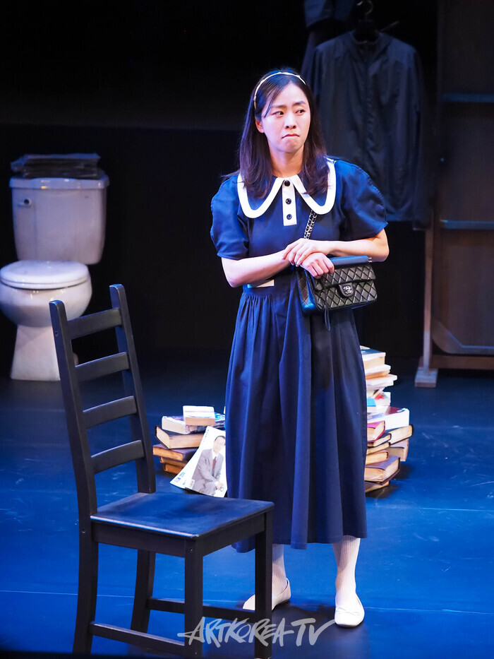 연극 '실종법칙' 프레스콜(유영 역 노수산나) 2024.04.16 사진 ⓒ아트코리아방송 이용선 기자​