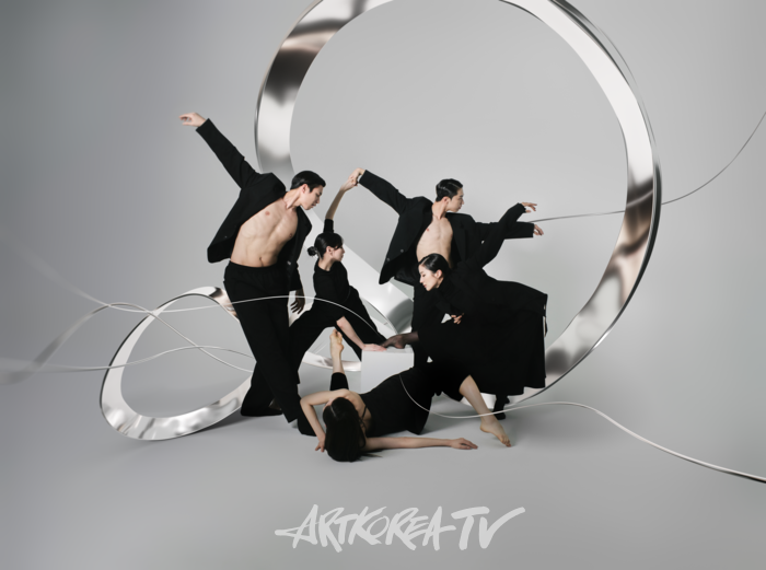 서울시발레단 시즌 무용수 단체 이미지. 제공 세종문화회관