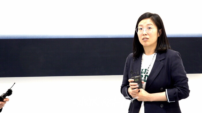 소소갤러리 전희정 큐레이터