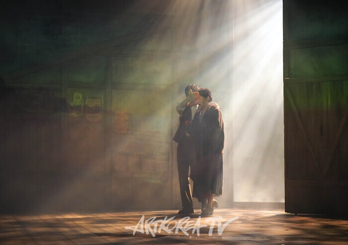 창작 뮤지컬 '버지니아 울프' 프레스콜(애들린 버지니아 스티븐 역 전혜주, 조슈아 워렌 스미스 역 김리현) 2024.04.25 사진 ⓒ아트코리아방송 이용선 기자