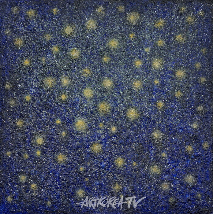 심현-빛의조우,160x160cm,나무에 숯,자개 혼합기법,2024