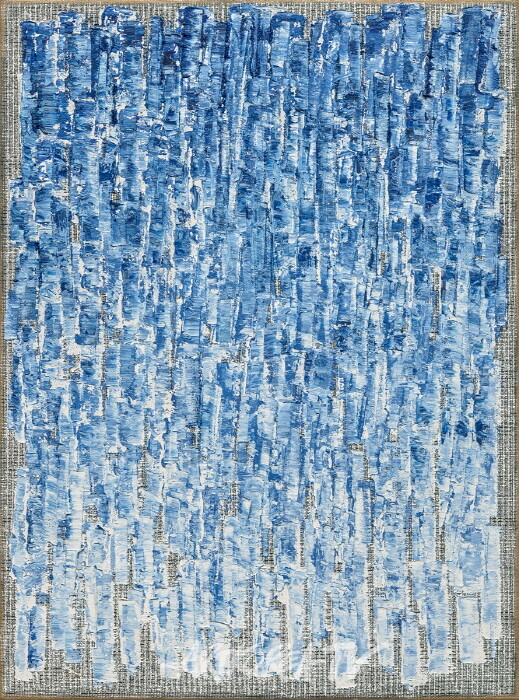 하종현(b. 1935)〈Conjunction 22-79〉2022Oil on hemp cloth130 x 97 cm Courtesy of the artist and Kukje Gallery사진: 안천호이미지 제공: 국제갤러리