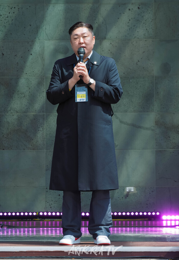 2024 제1회 인천 피트니스 패밀리 페스티벌 (인천광역시 교육위원회 신충식 위원장과 인천 피트니스 패밀리 페스티벌 명세영 대회장) 2024.05.12 사진 ⓒ아트코리아방송 이용선 기자​