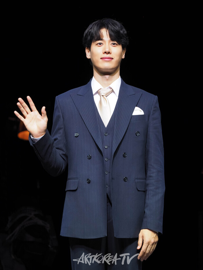 뮤지컬 '벤자민 버튼' 프레스콜(벤자민 버튼 역 김성식). 2024.05.16 사진 ⓒ아트코리아방송 이용선 기자​
